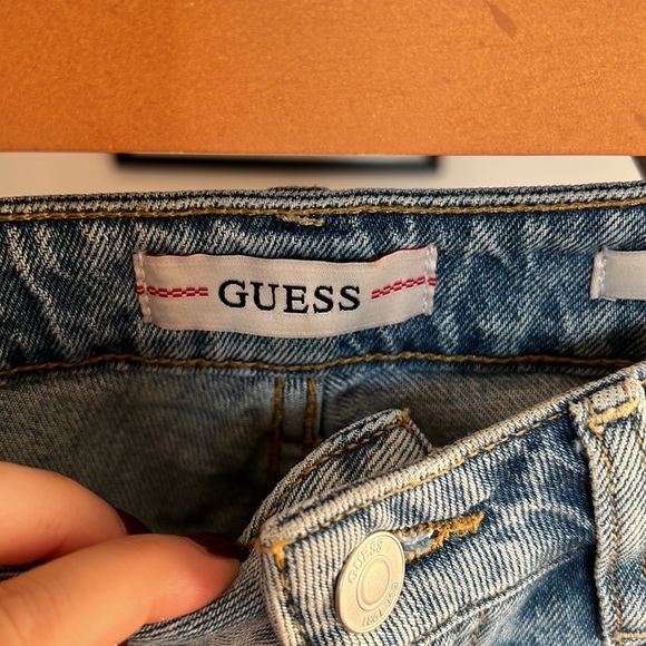 GUESS mom Jean - Picture 5 of 7